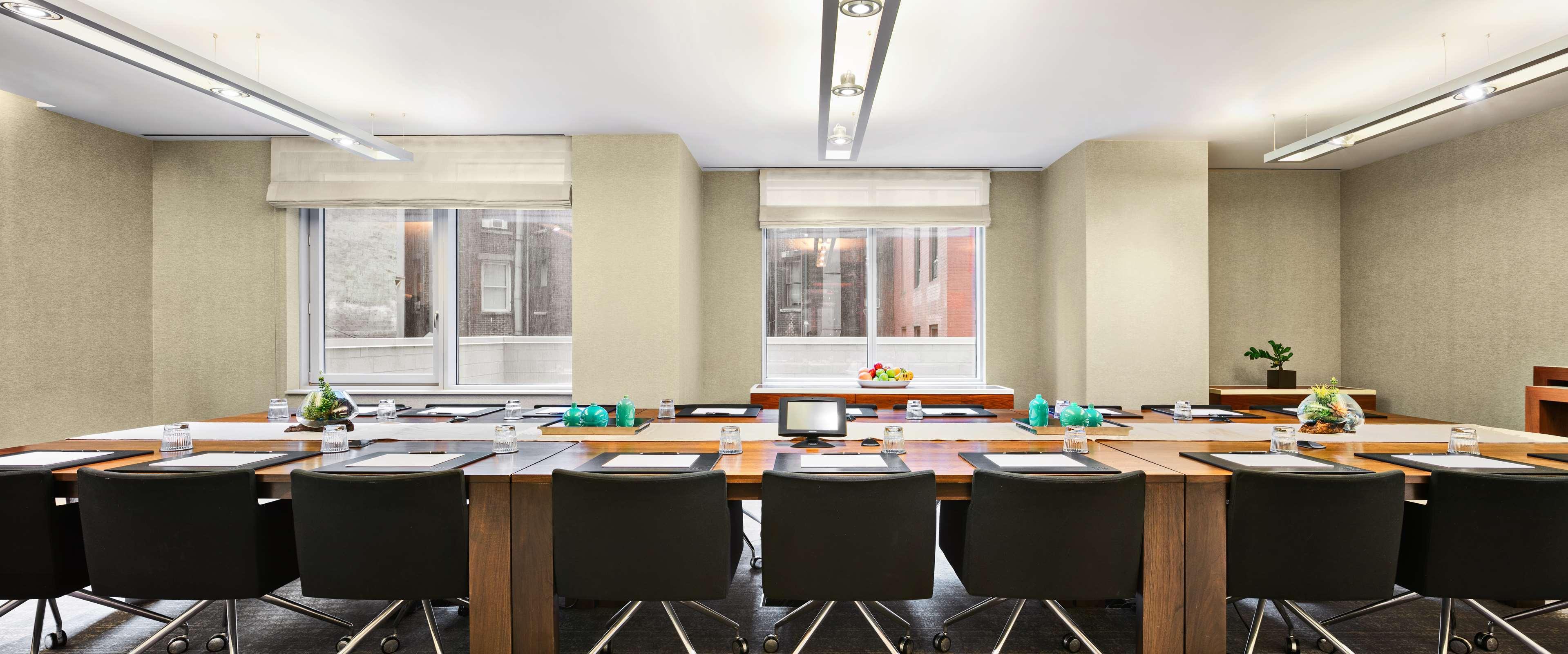 Hotel Hyatt Centric Times Square 4*