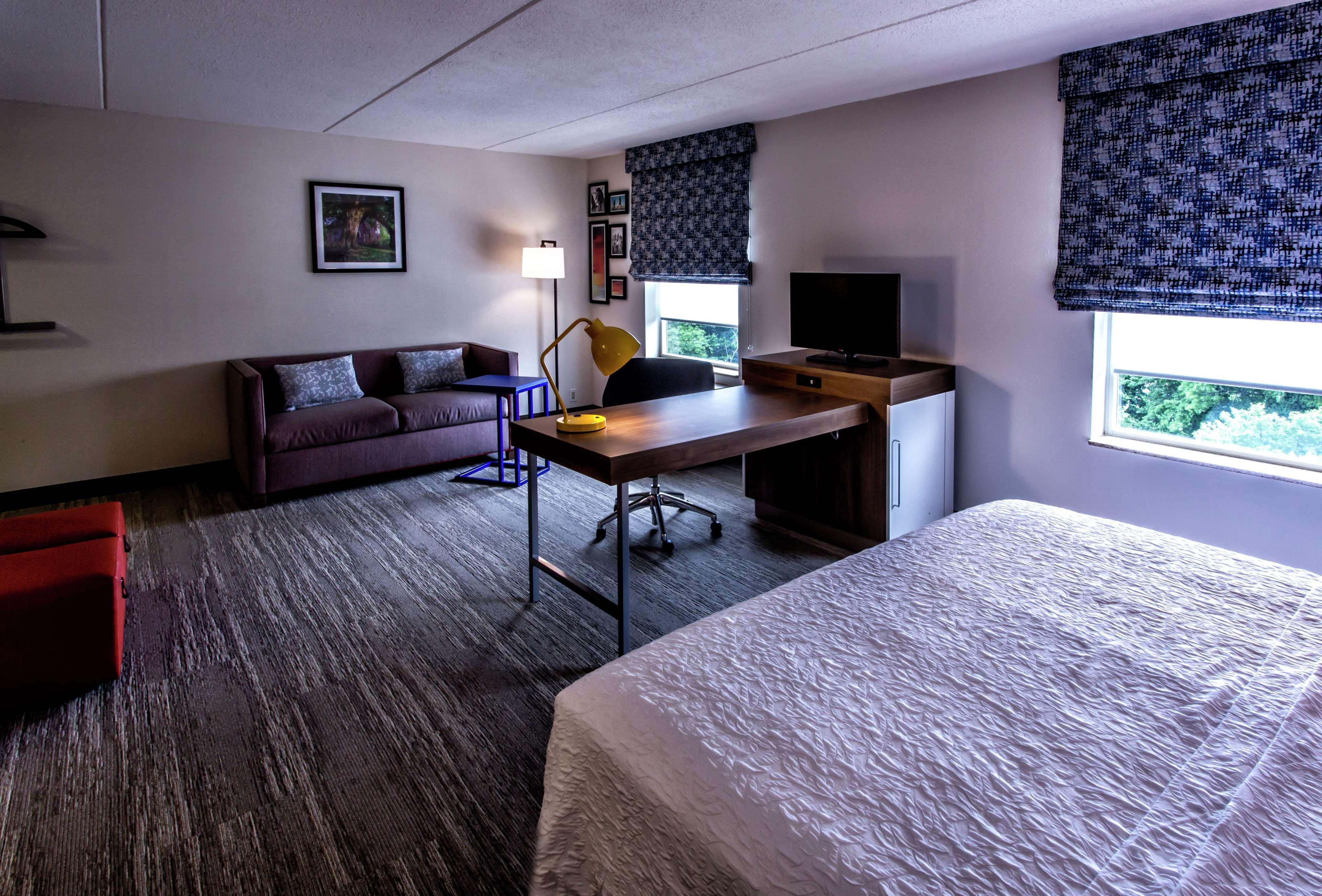 Hampton Inn&suites Staten Island New York