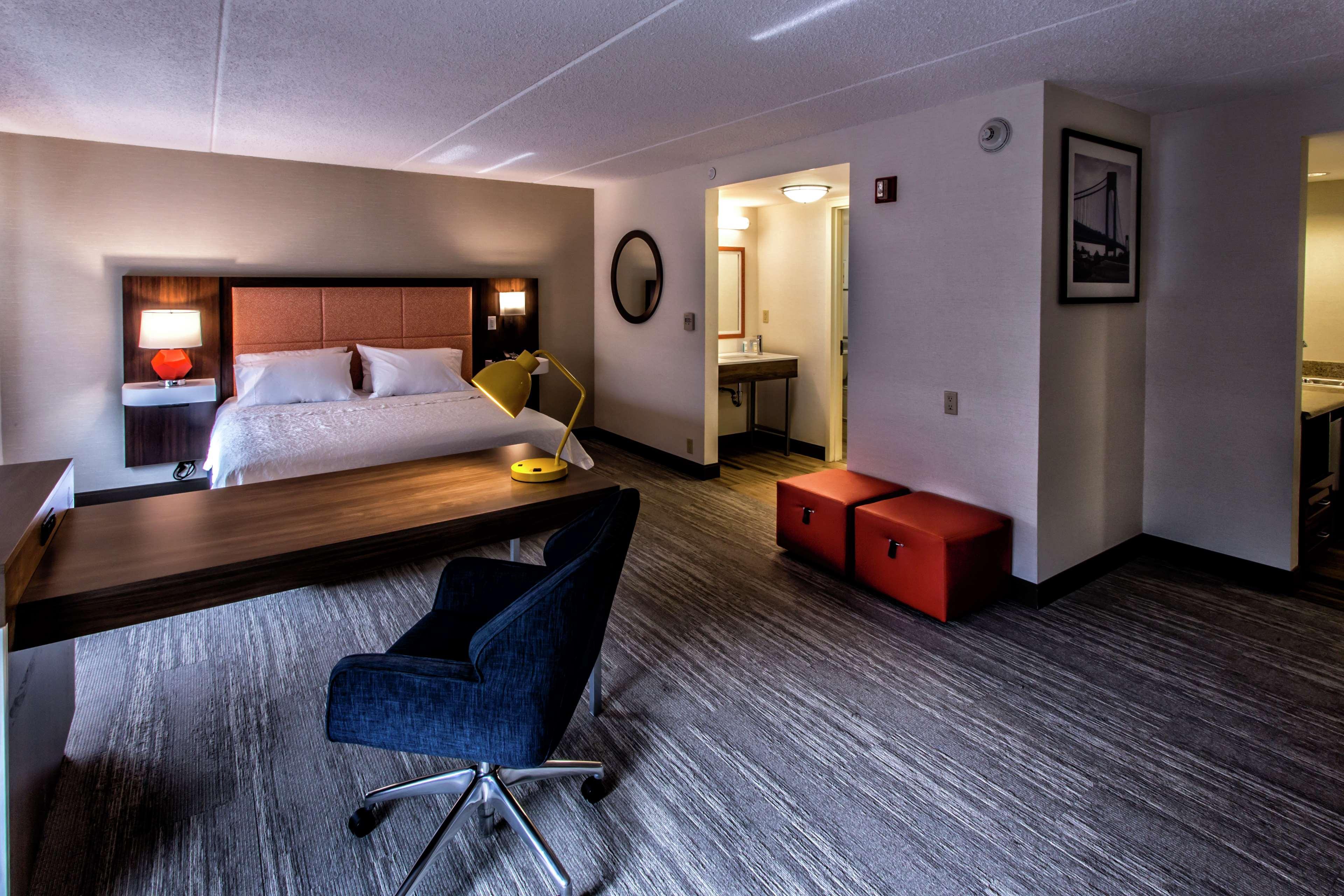 Hampton Inn&suites Staten Island