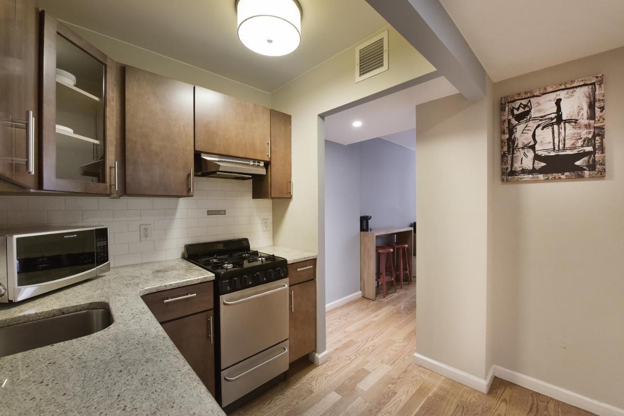 32 32 Hotel