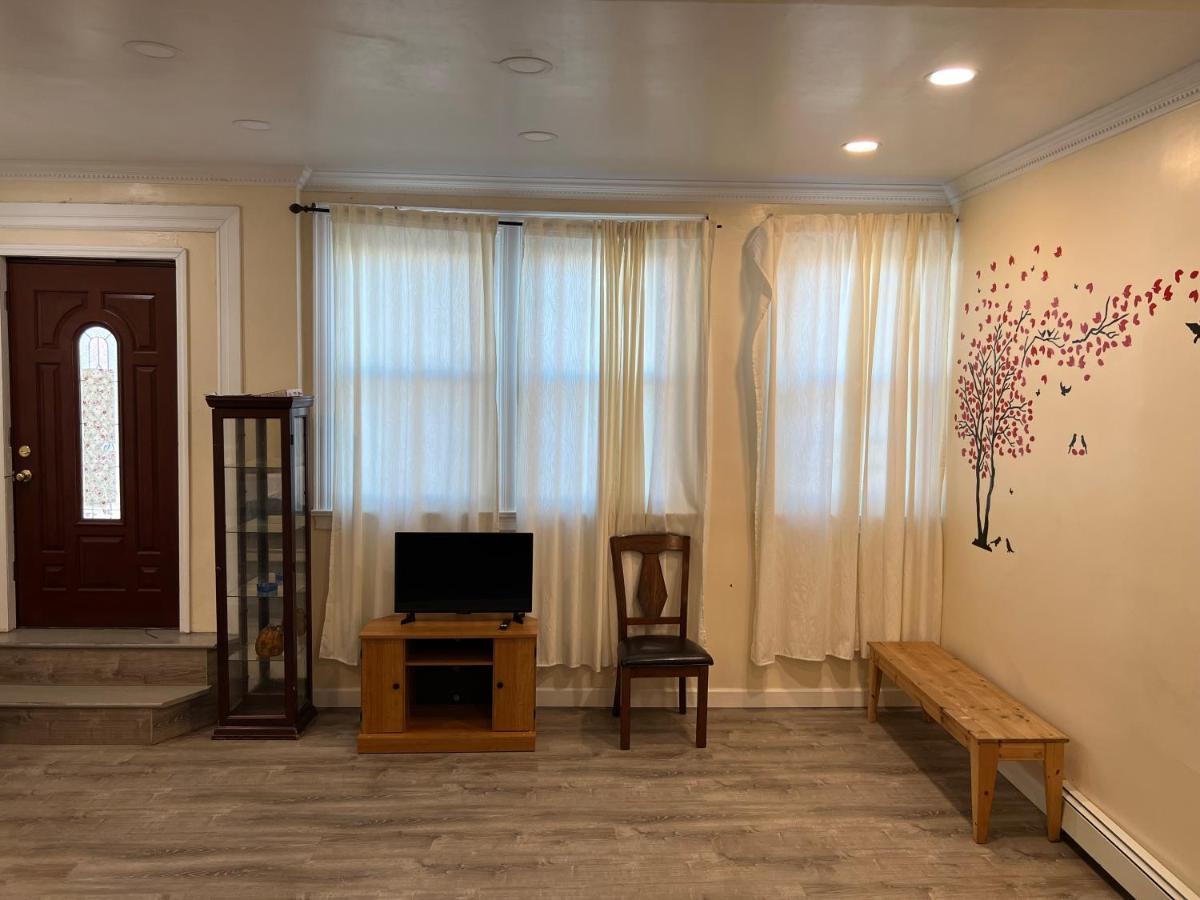 A Cheap Family In Queens New York