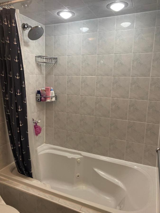Mill Basin Cozy Homestay New York