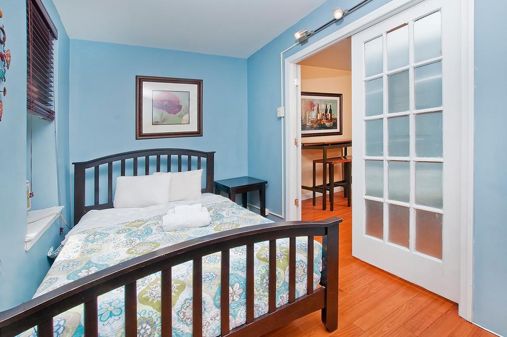Superior Midtown East Apartment
