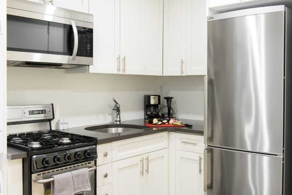 Apartment 75-2b Prime Upper East Brand New 1br W D Elev