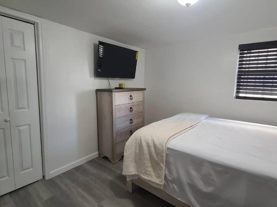 Apartment Homestead: Away From