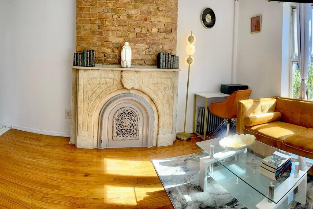 Apartment Modern Studio For Long In Nyc New York