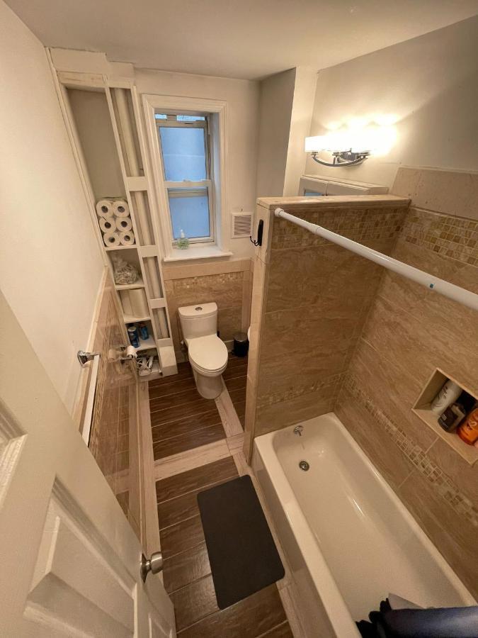 Privatunterkunft Elegant Private Close To Manhattan! - Is In A 2 Bedrooms Apartament And First Floor With Free Street Parking
