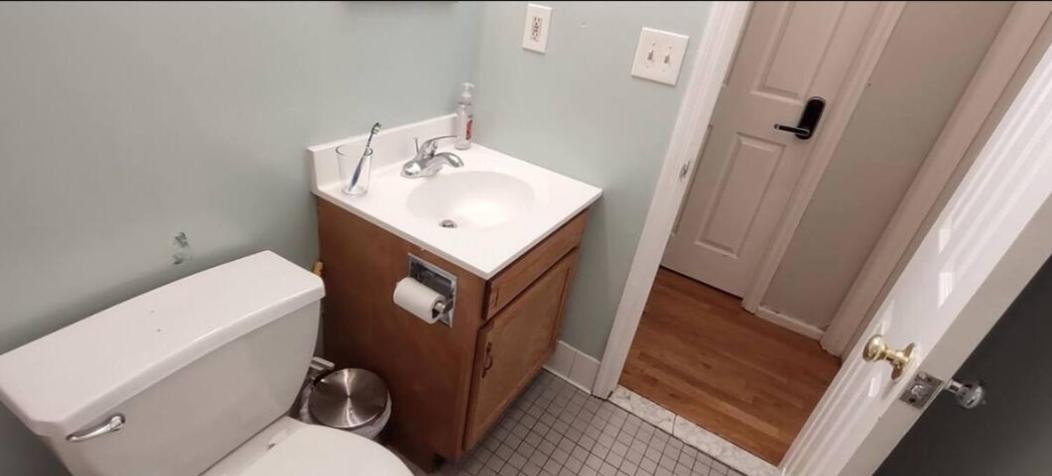 & Affordable Williamsburg Small *
