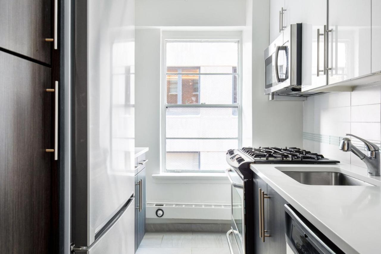 Midtown E 2br W Wd Nr Park Nyc-533 *
