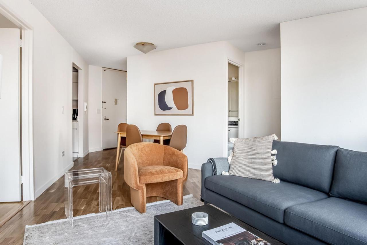 Ues 2br W Elevator Doorman Gym Nr Park Nyc-1071 *
