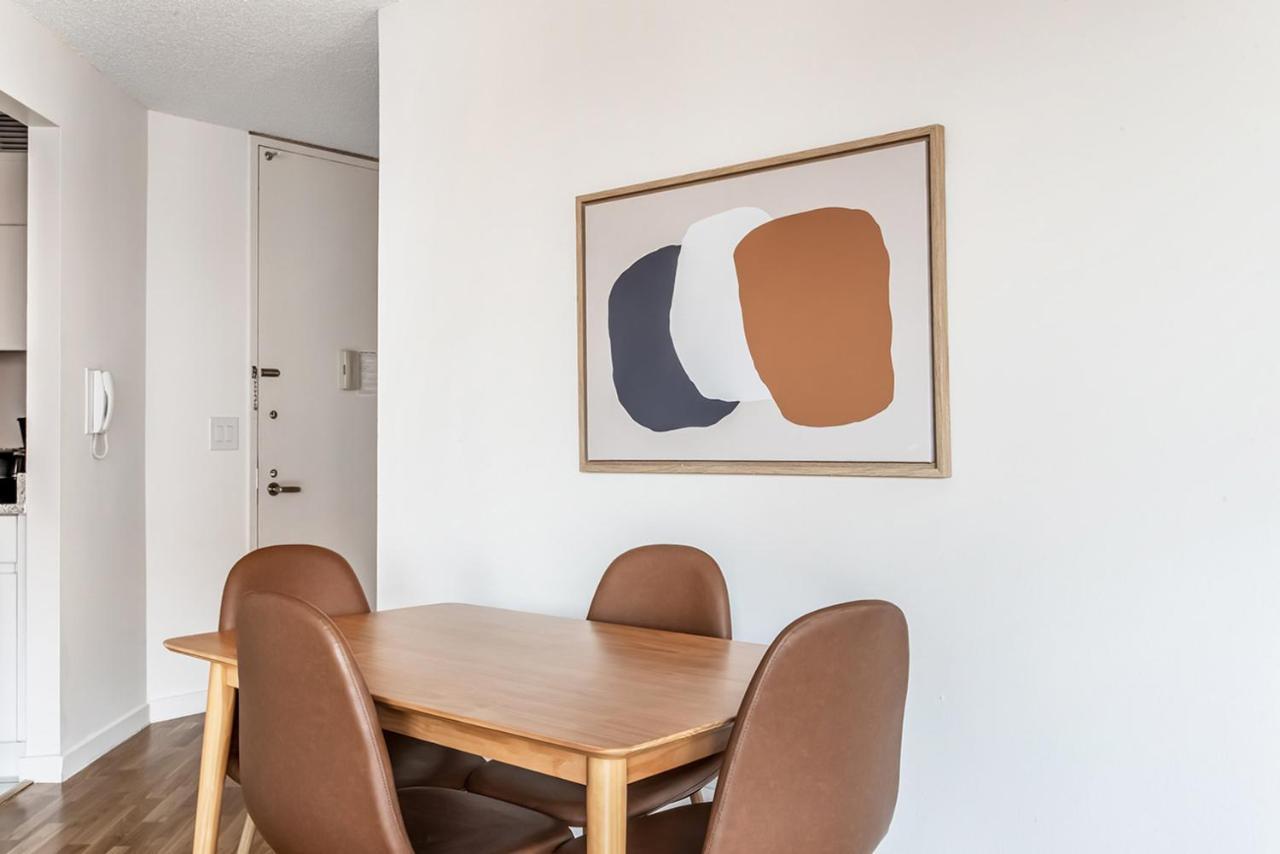 Ues 2br W Elevator Doorman Gym Nr Park Nyc-1071 New York