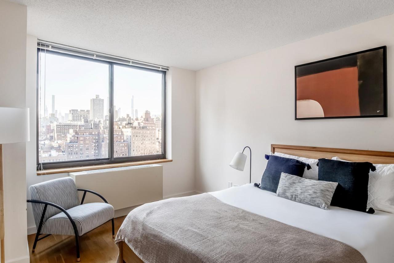 Ues 2br W Elevator Doorman Gym Nr Park Nyc-1071 New York