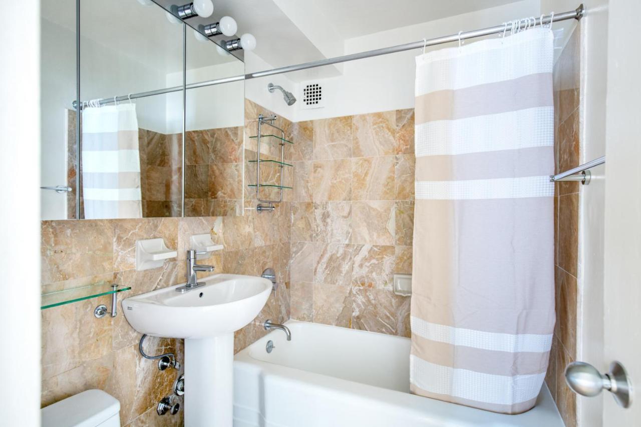 Midtown E 2br W Wd Nr Park Nyc-533 New York