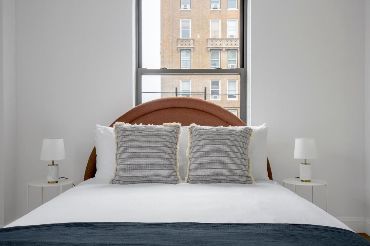 Uws 2br W Elevator Doorman Gym Nr Park Nyc-952 Apartment New York