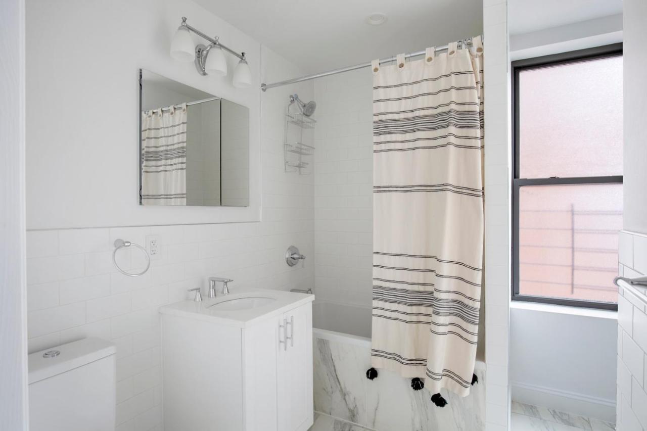 Apartment Uws 2br W Elevator Doorman Gym Nr Park Nyc-952 *