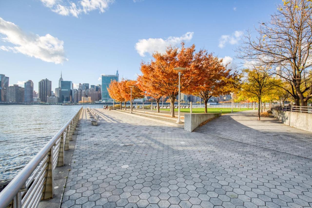 Lic 1br W Wd Elevator Doorman Nr E River Nyc-764 Apartment