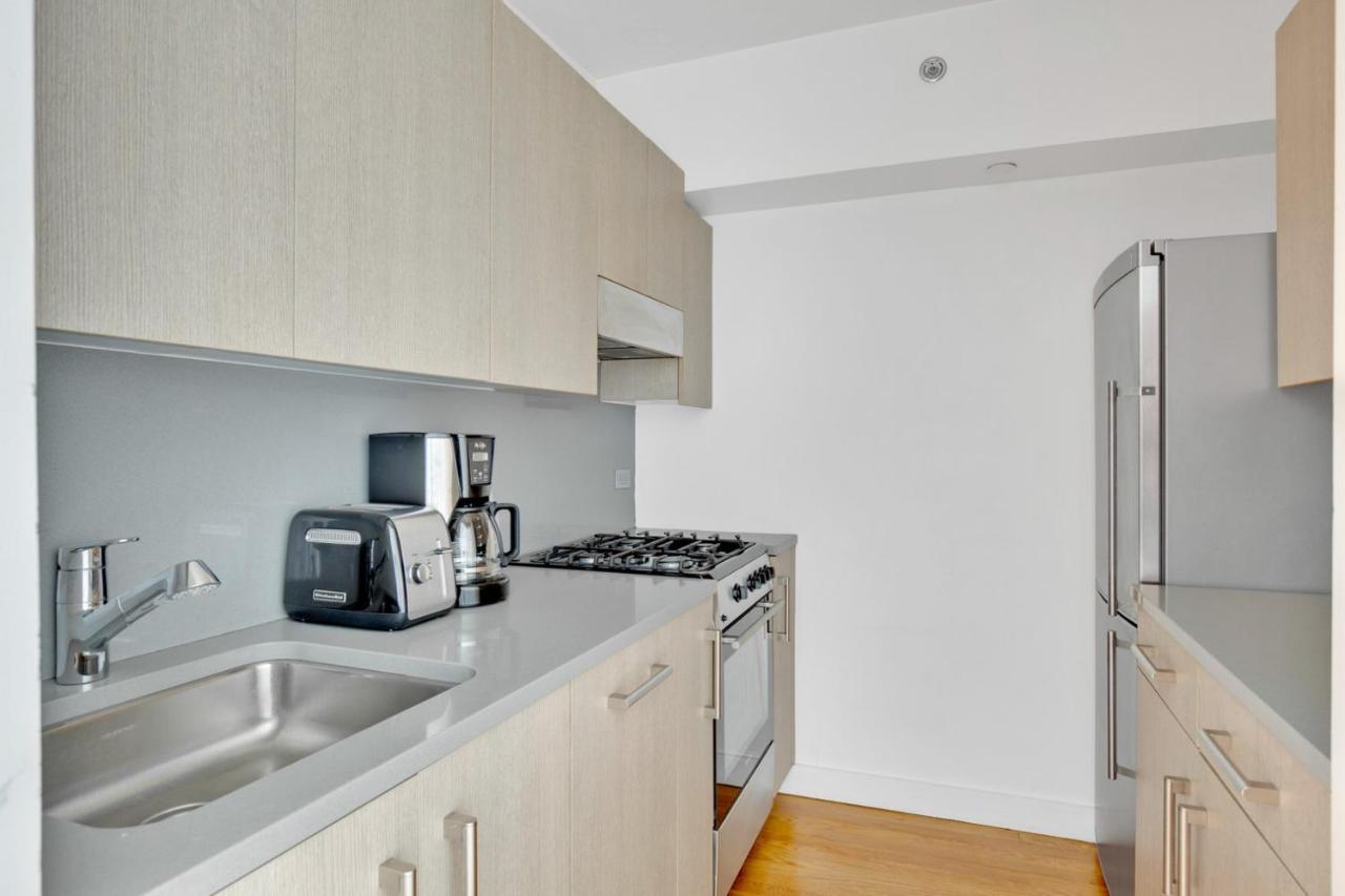 Chelsea 1br W Balcony Doorman Gym Nyc-158