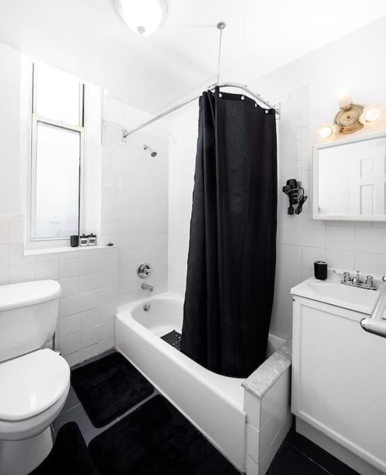 Spacious In Brooklyn Heights Apartment