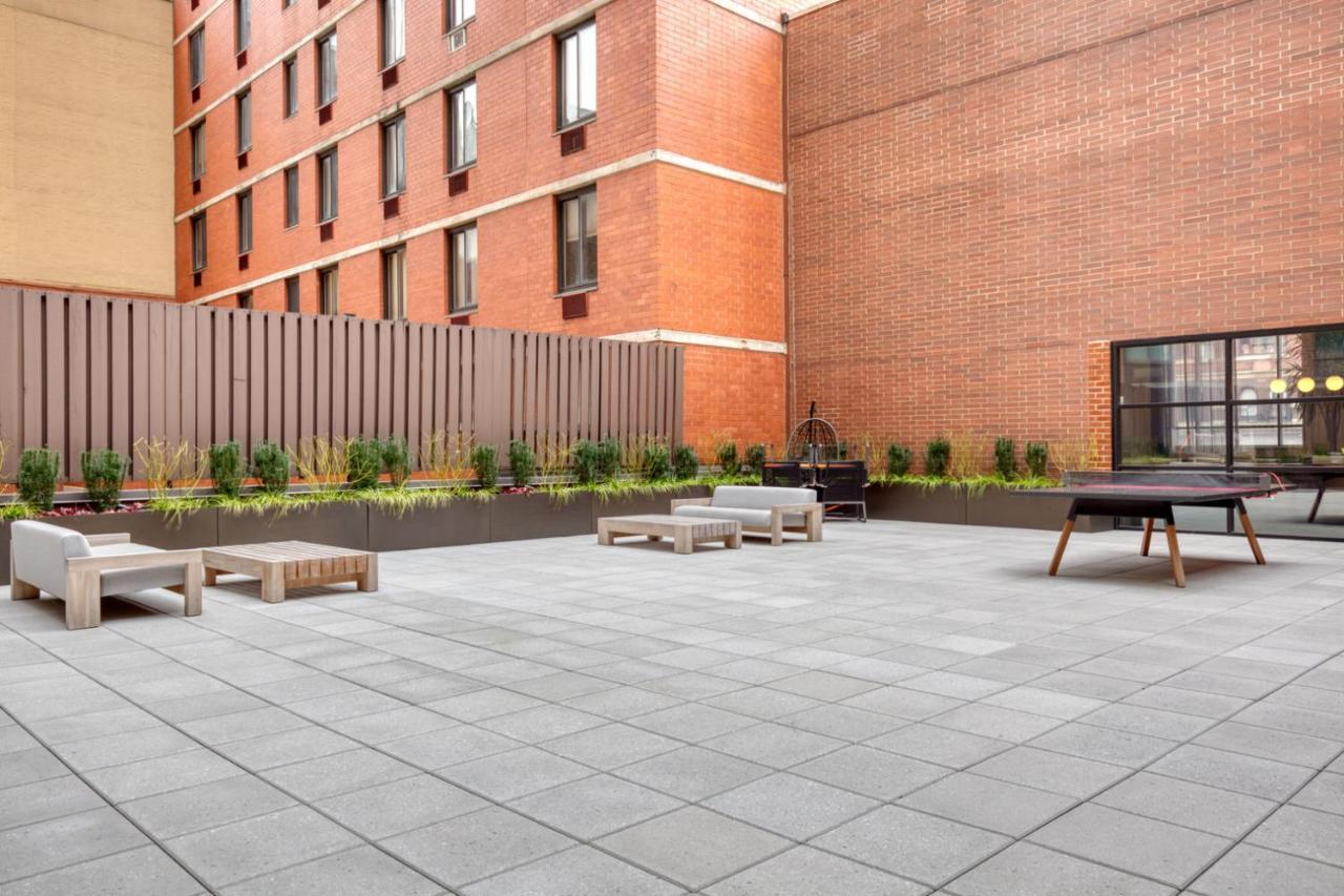 Midtown West 2br W Doorman Gym Wd Nr Times Sq Nyc-1067 Apartment