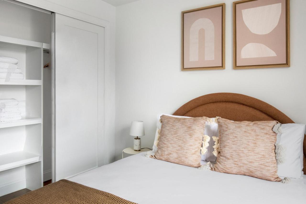 Uws 2br W Elevator Doorman Gym Nr Park Nyc-952 Apartment *