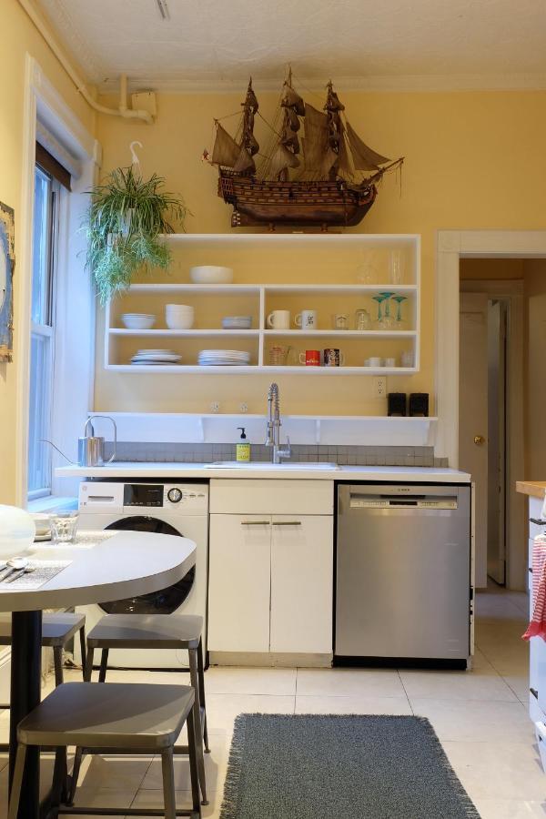 1830's Historic Merchant House On The Park Les Apartment