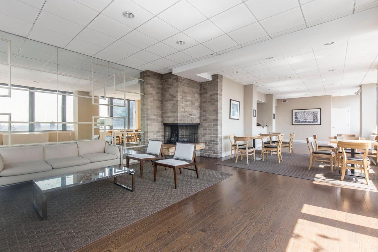 Murray Hill 1br W Doorman Gym Pool Parking Nyc-583 New York