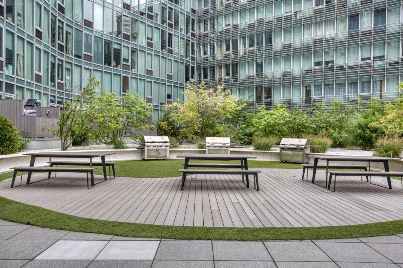 Hells Kitchen 1br W Pool Dm Nr Park Nyc-468 * New York