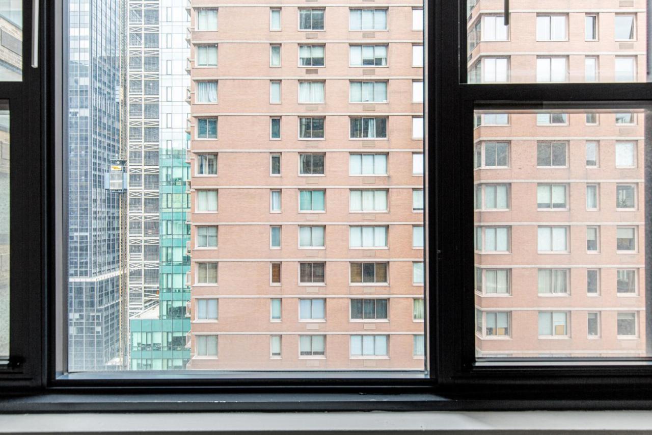 Apartment Murray Hill 1br W Doorman Gym Pool Parking Nyc-583 *