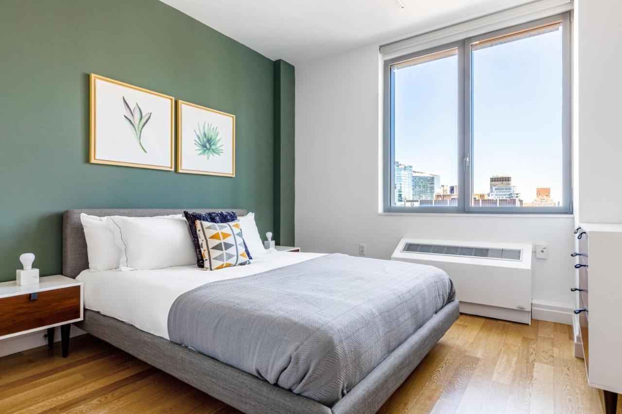 Hells Kitchen 1br W Pool Dm Nr Park Nyc-468 New York