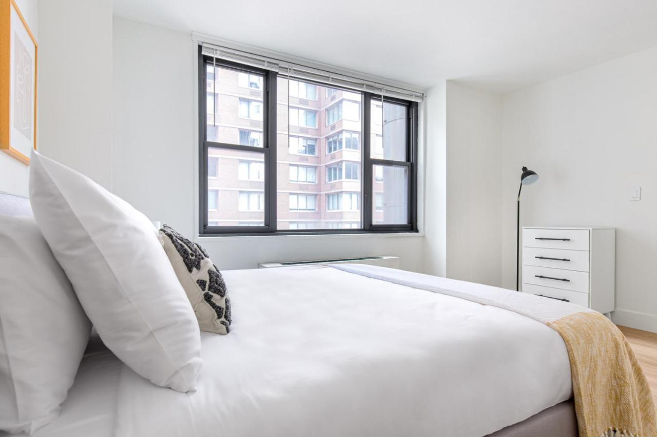 Murray Hill 1br W Doorman Gym Pool Parking Nyc-583 Apartment New York