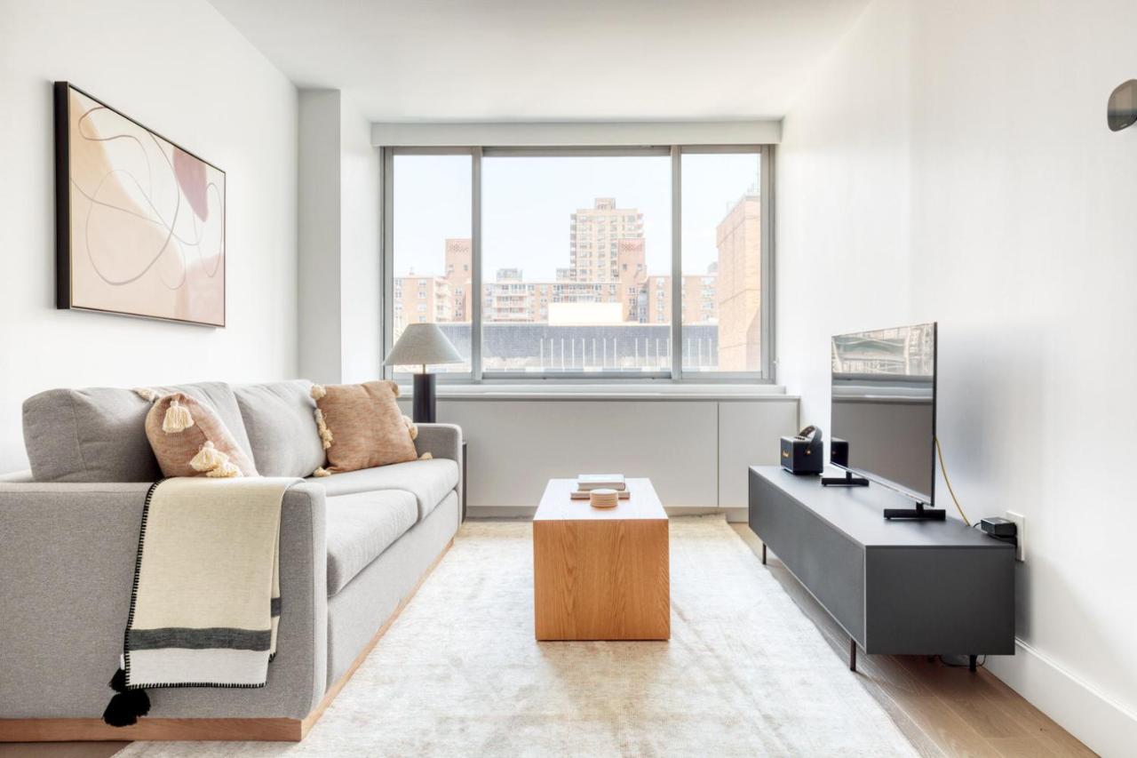 Uws 1br W Wd Nr Lincoln Center Nyc-880 Apartment New York