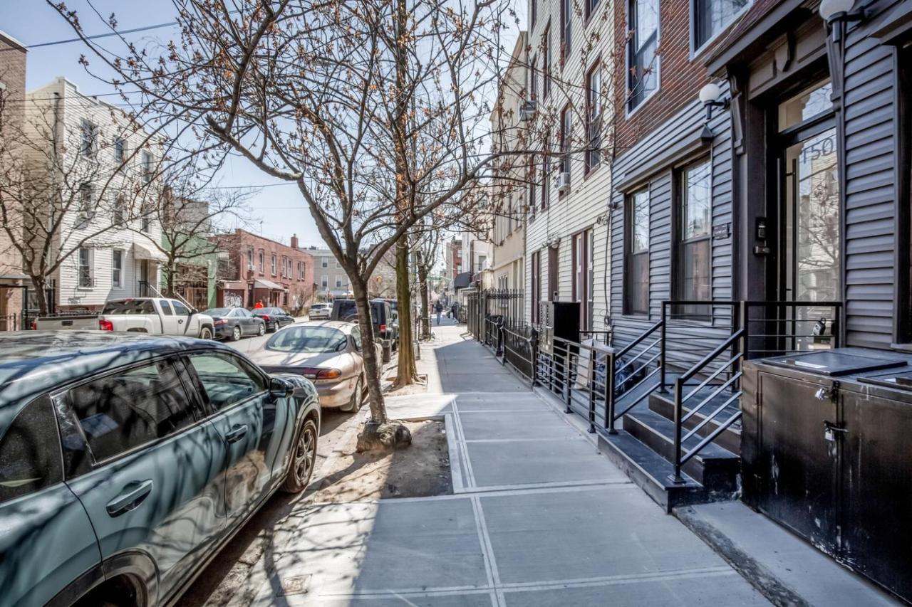 Williamsburg 2br W Wd In Nr Domino Park Nyc-1135 *