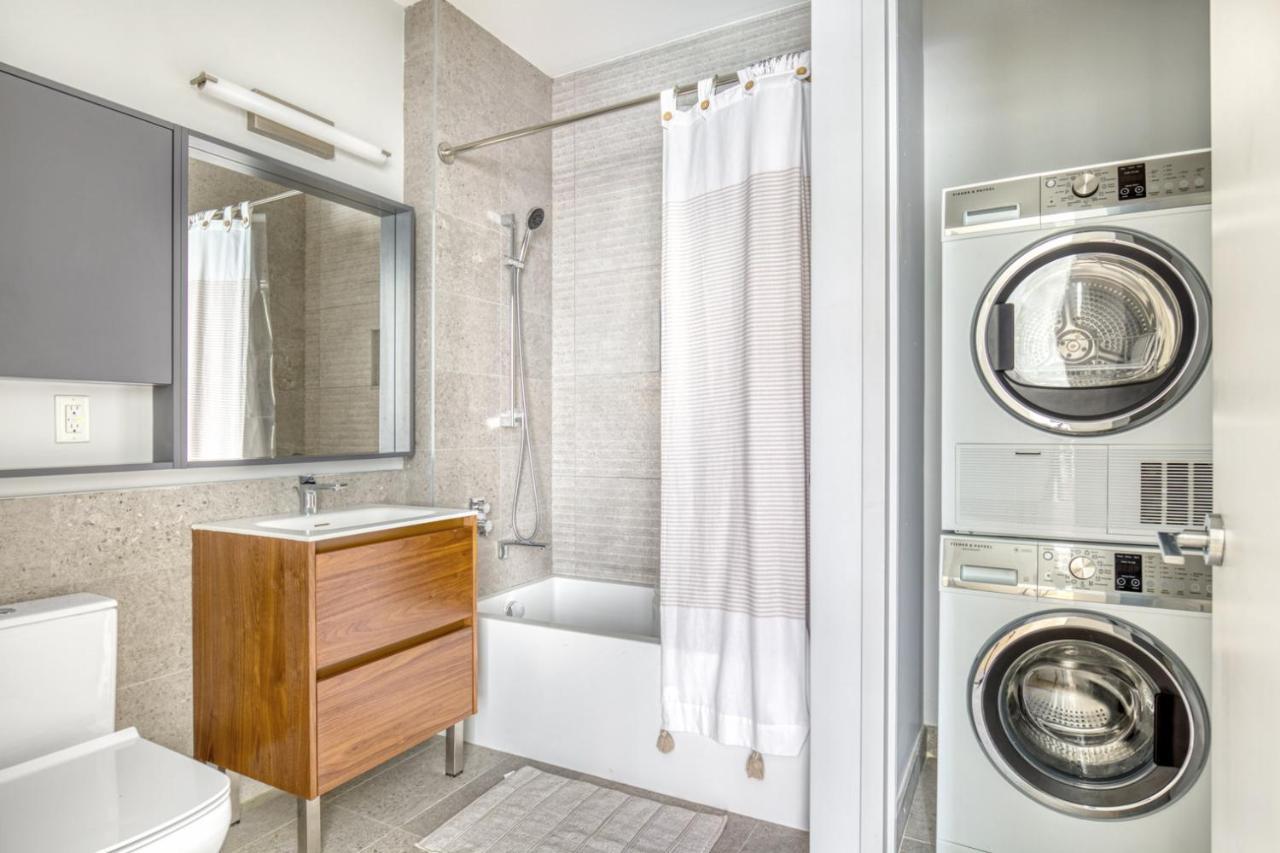 Apartment Ues 1br W Doorman Gym Nr Carl Schurz Park Nyc-641 New York