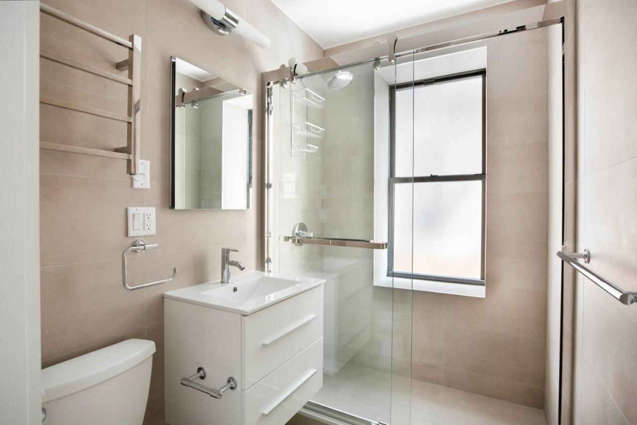 Soho 1br W Outdoor Space In-unit Wd Nyc-1143 *
