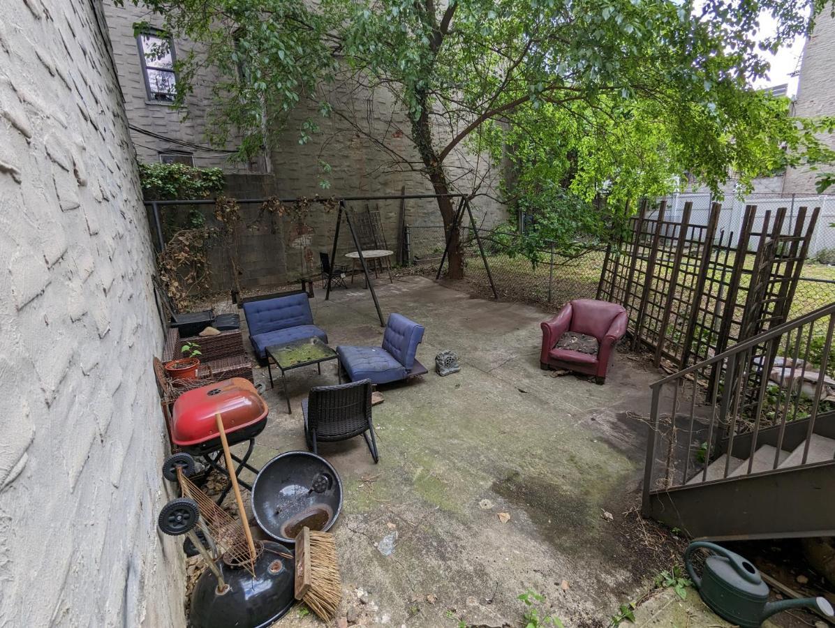 & Affordable Williamsburg Small