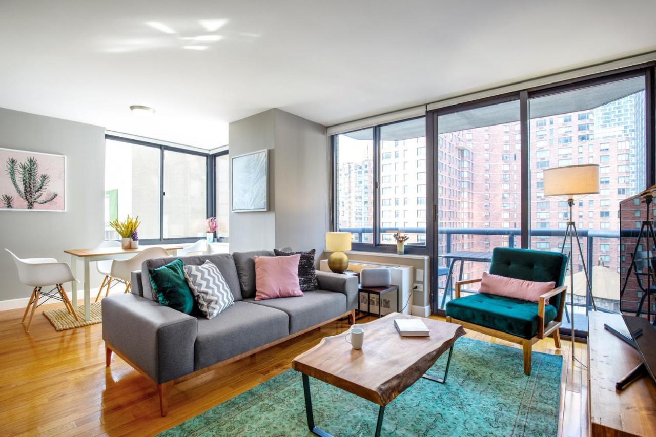 1br Nr Times Sq W Indoor Pool Gym Nyc-141