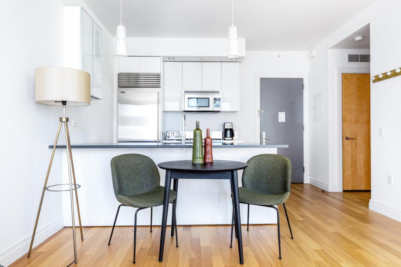Apartment Hells Kitchen 1br W Doorman Nr Park Nyc-524 *