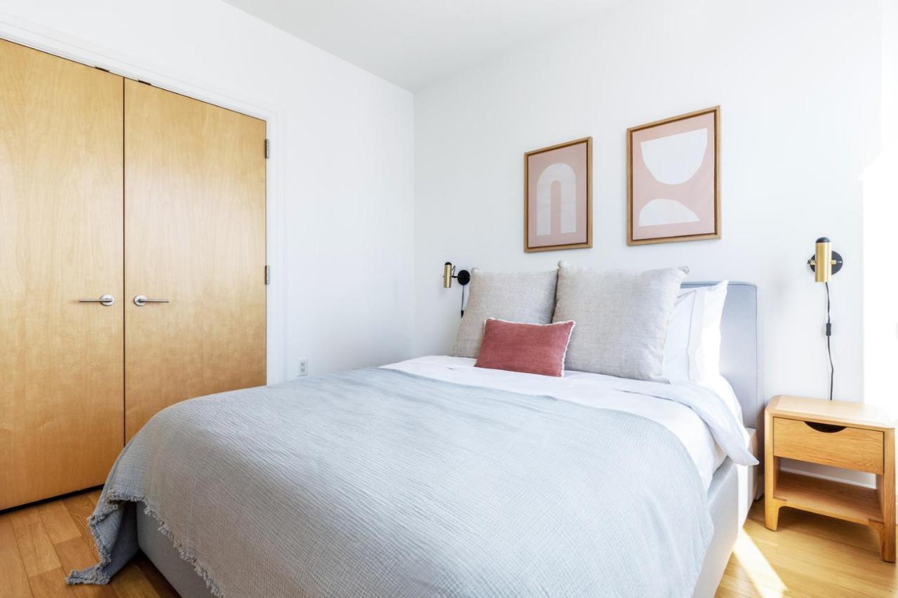 Hells Kitchen 1br W Doorman Nr Park Nyc-524 New York