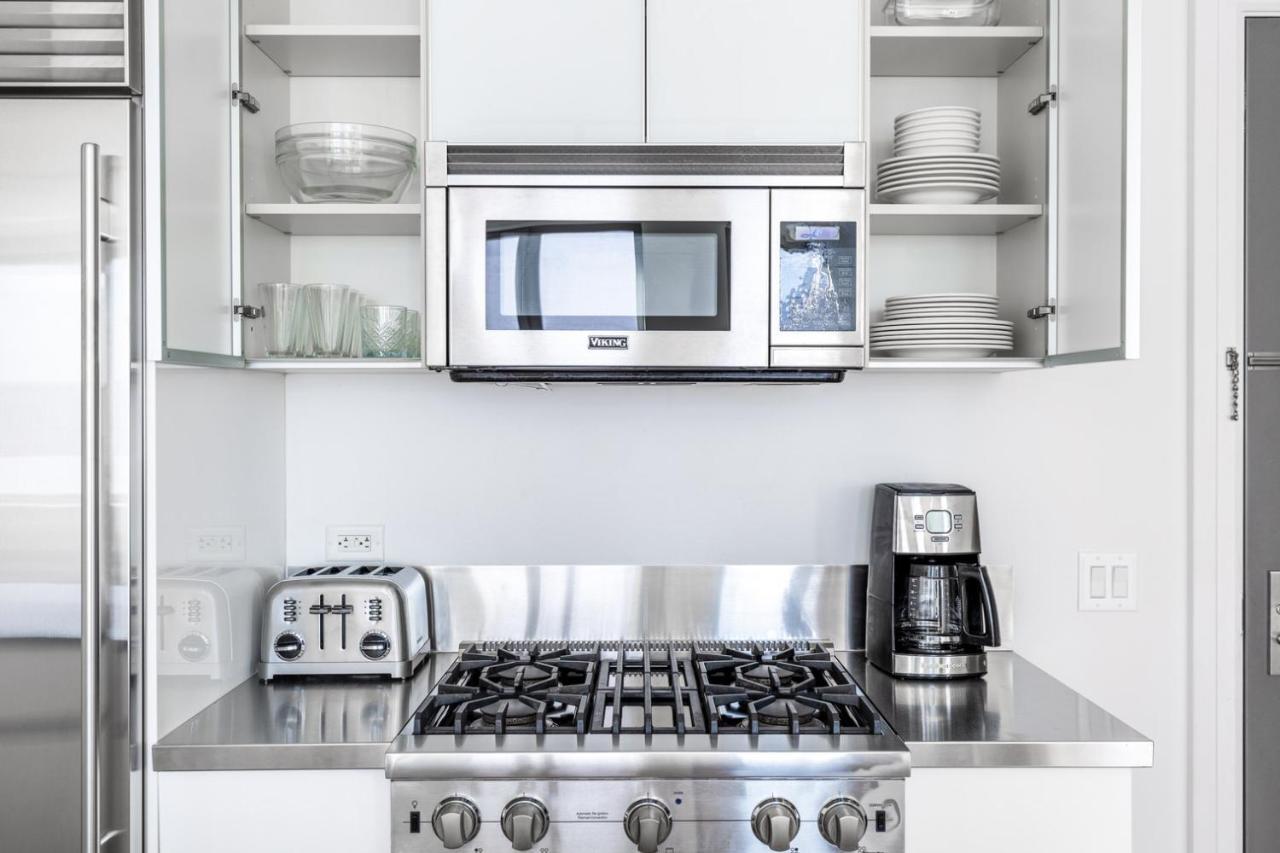 Apartment Hells Kitchen 1br W Doorman Nr Park Nyc-524 New York