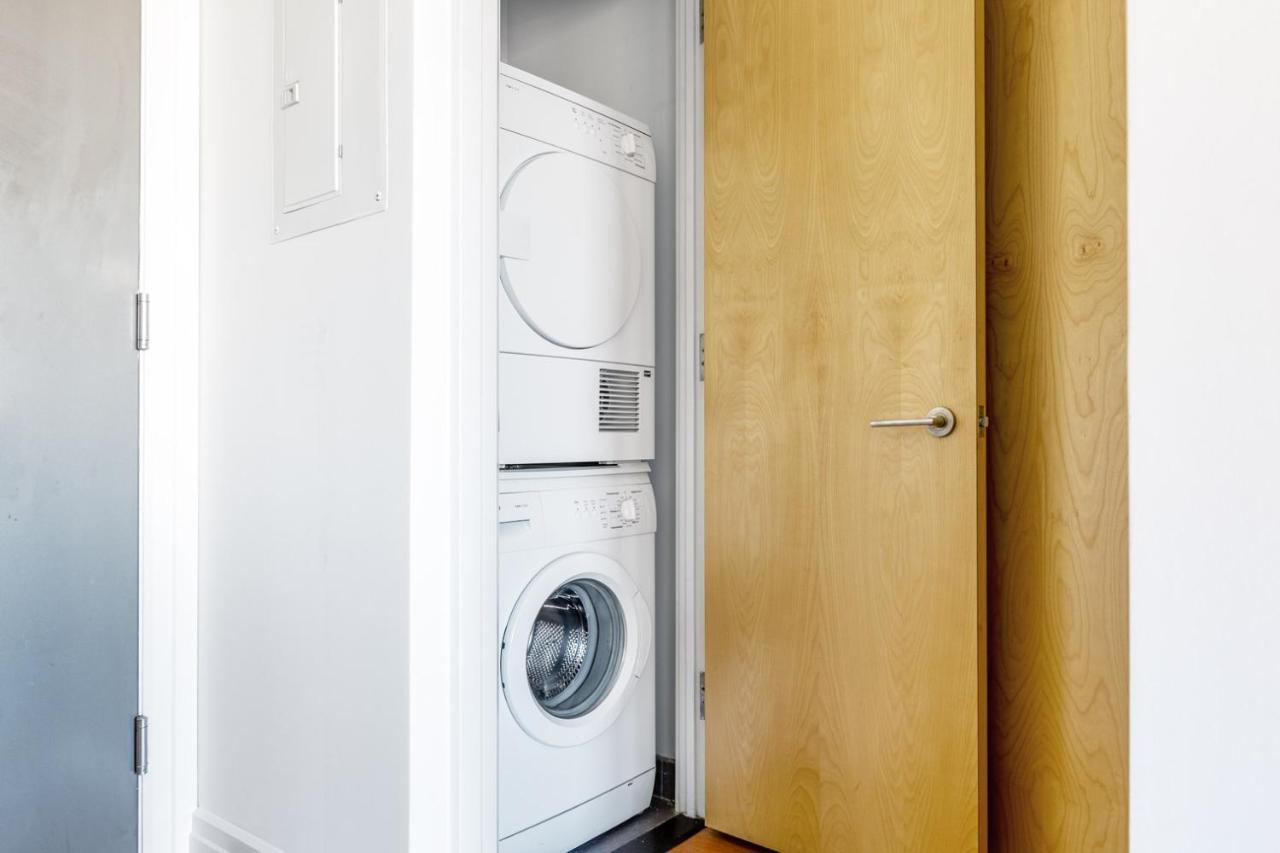 Apartment Hells Kitchen 1br W Doorman Nr Park Nyc-524
