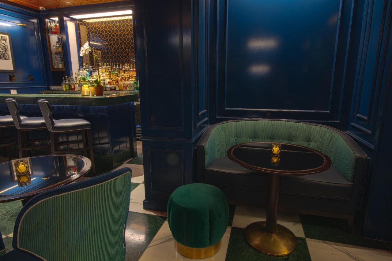 Iroquois Times Square 5*