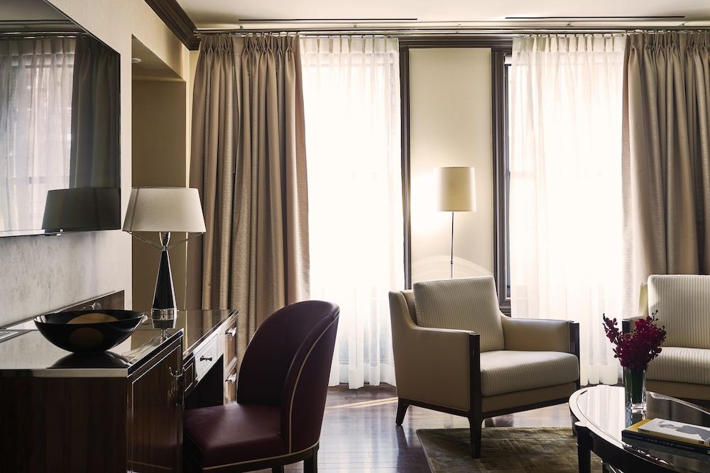 Hotel Iroquois Times Square 5*