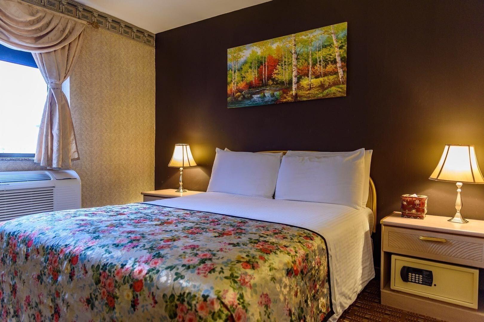 Hotel Flushing 88