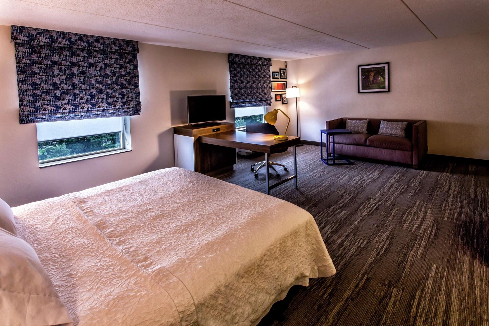 Hotel Hampton Inn&suites Staten Island 3*