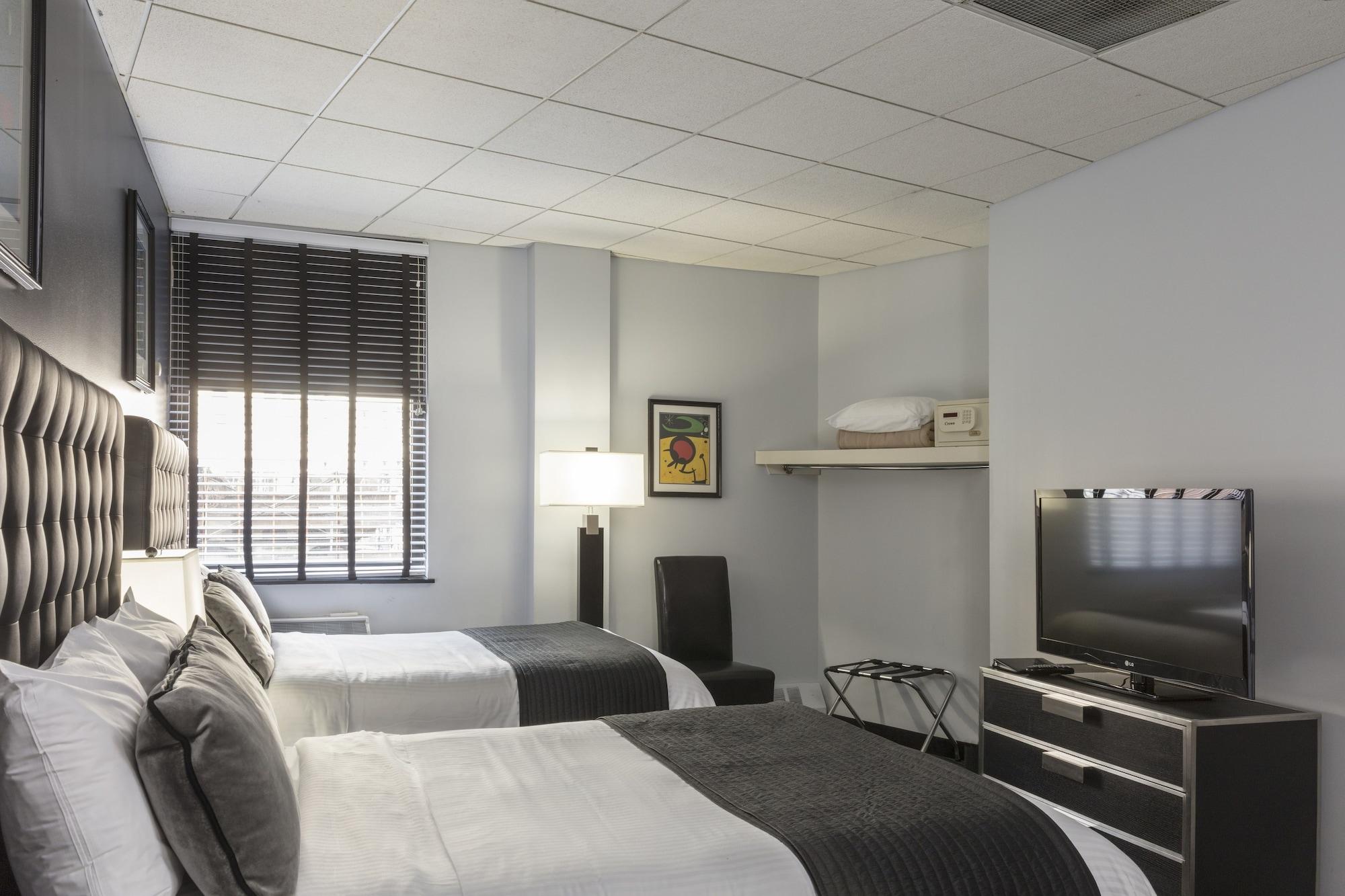 Broadway Plaza Hotel 4*