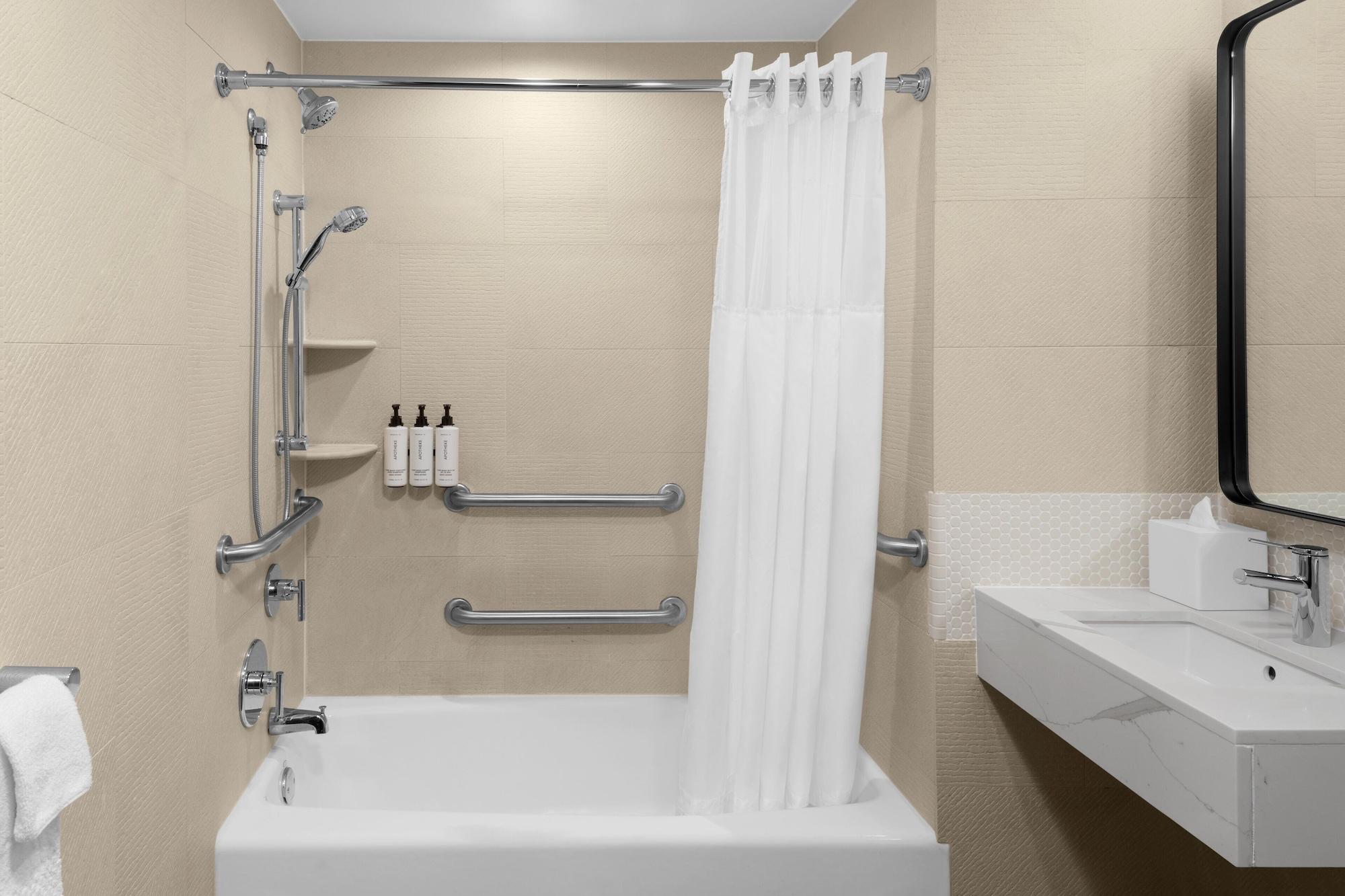 Voco Times Square South By Ihg