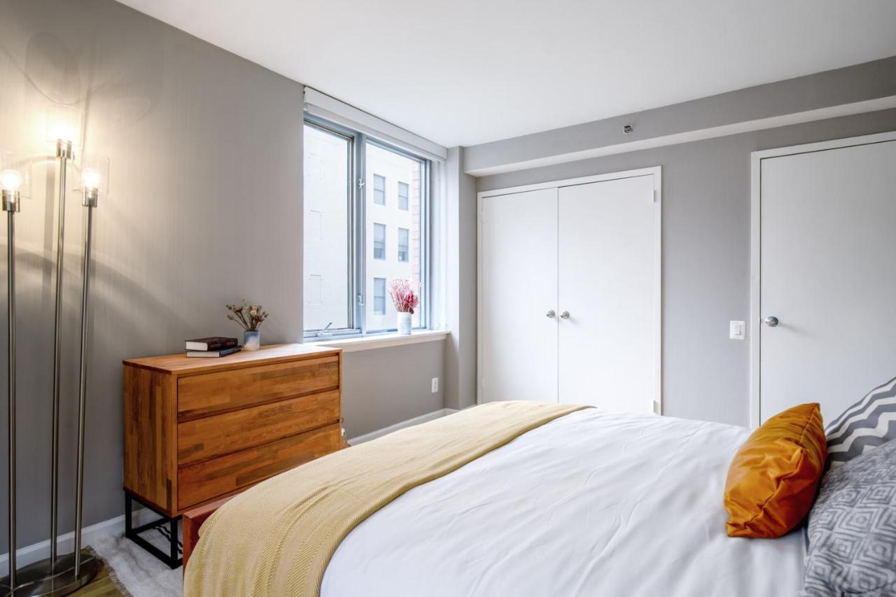 Chelsea 1br W Roof Deck Gym Doorman Nyc-122 Apartment *