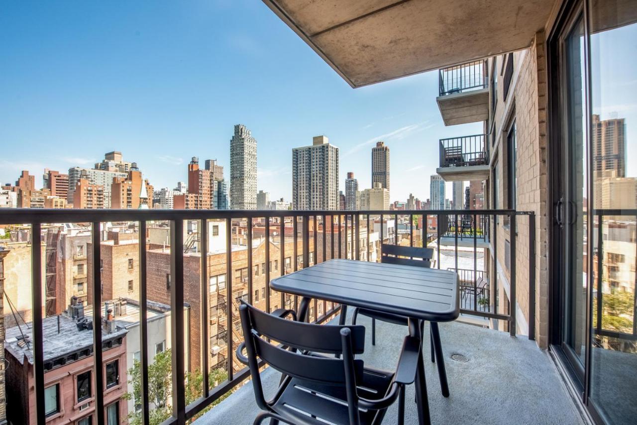 Ues Studio W Gym Doorman Balcony Stunning Roof Nyc-504