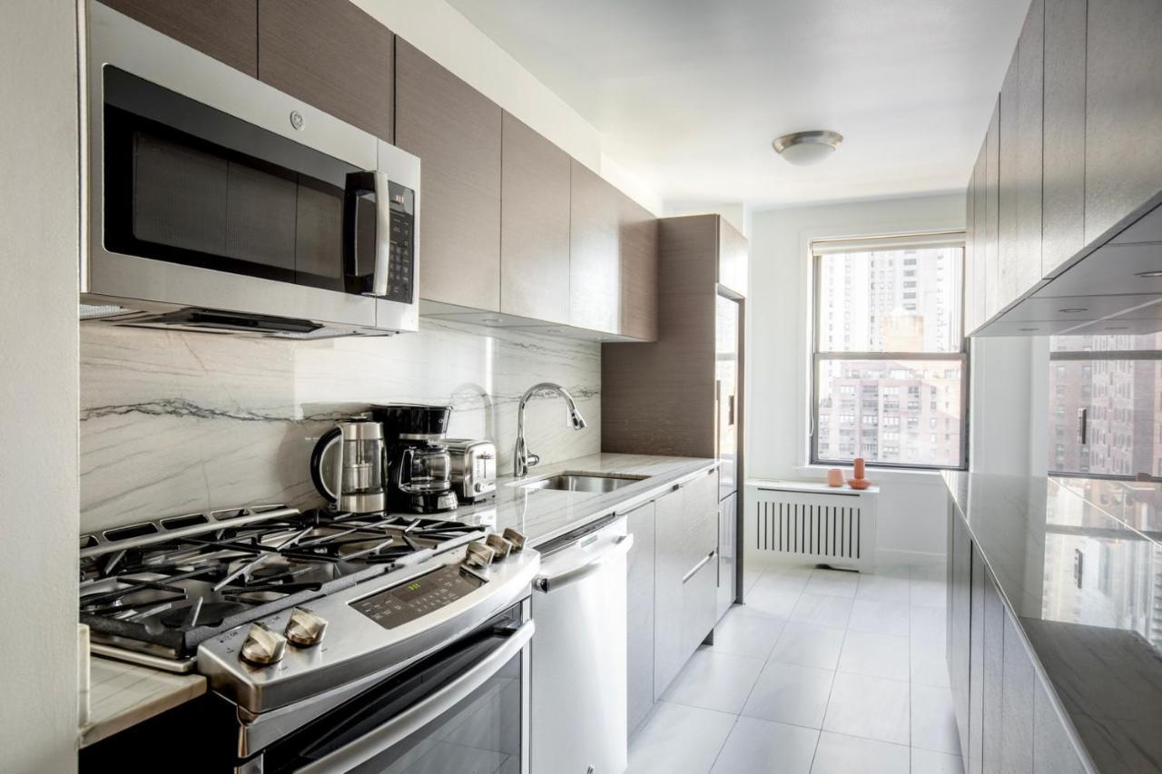 Midtown East 2br W Elevator Doorman Nr River Nyc-1015