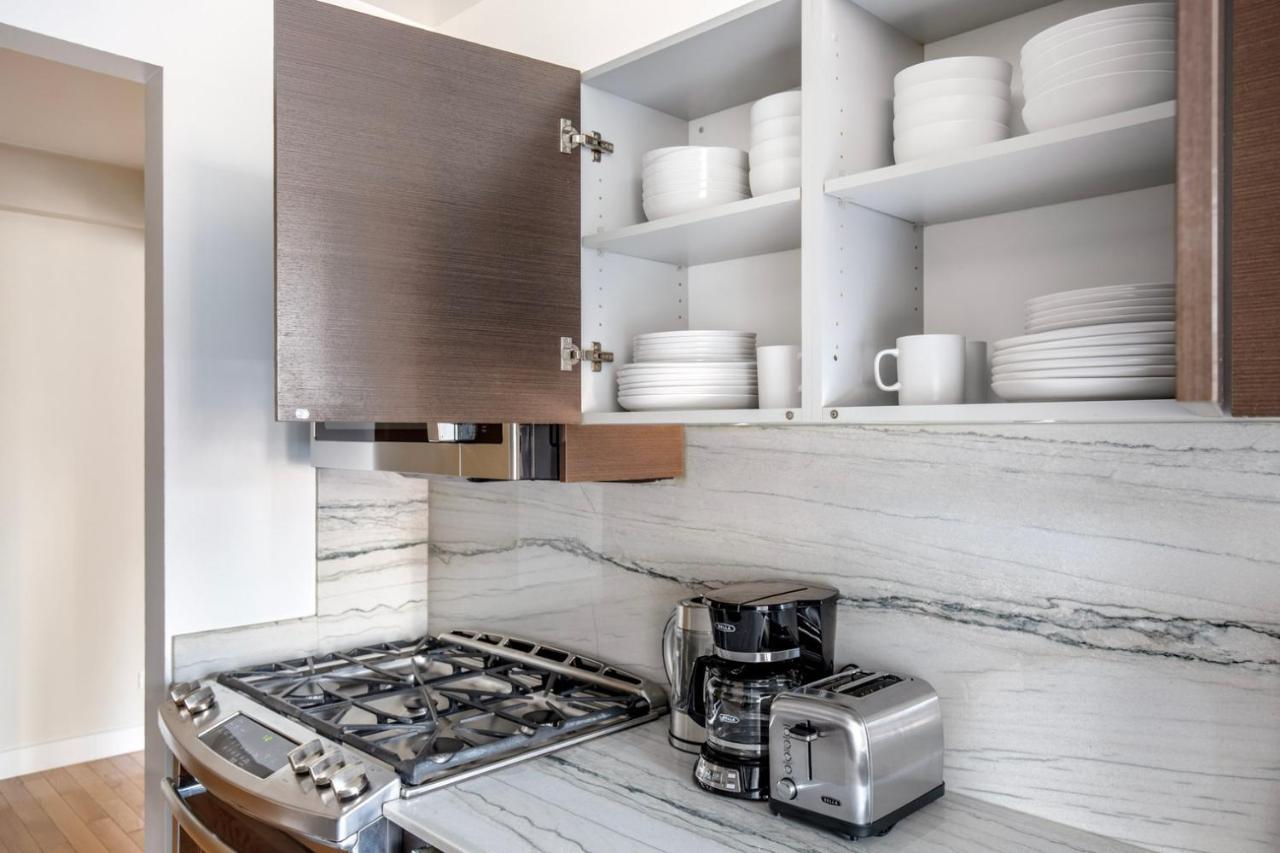 Apartment Midtown East 2br W Elevator Doorman Nr River Nyc-1015